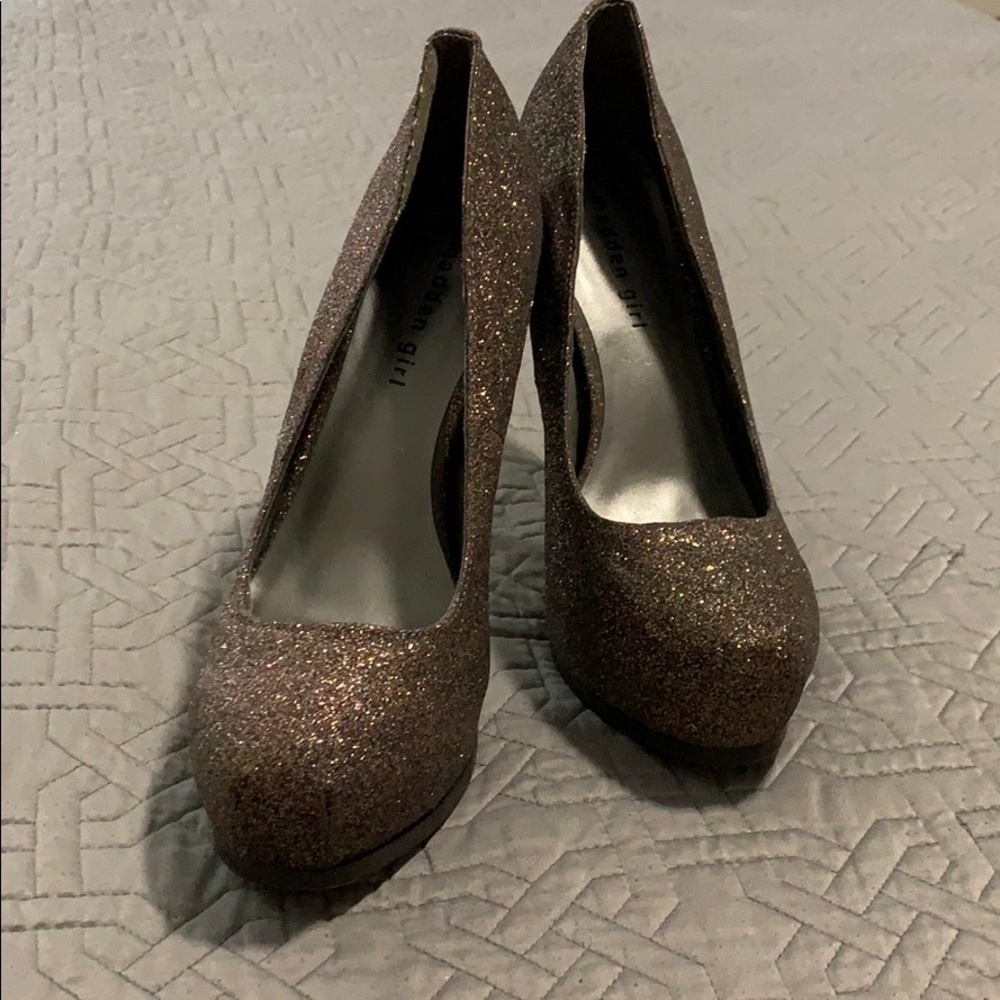 NWOT Madden Girl TIARAH 9.5